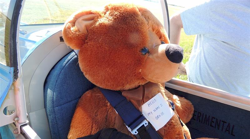 Aft CG Bear in an RV-8 - Orville goes for a ride!