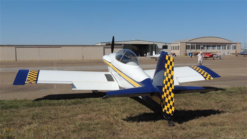 Great Paint Scheme on this RV-4