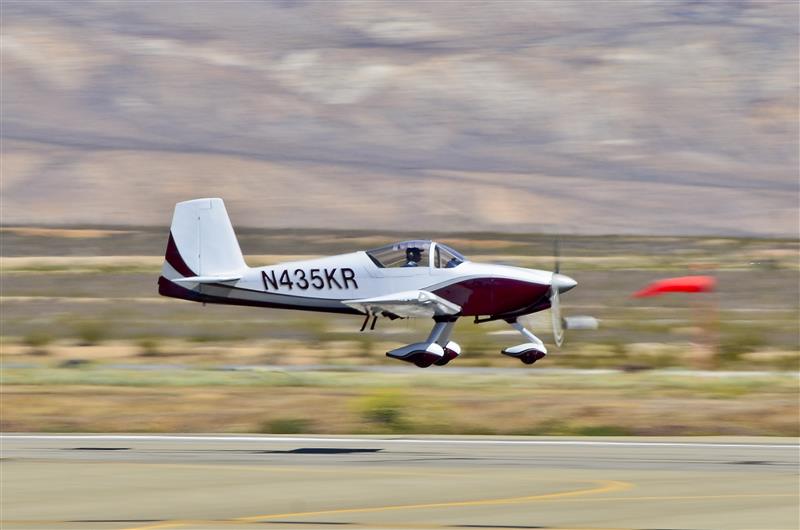 Low pass at KMHV