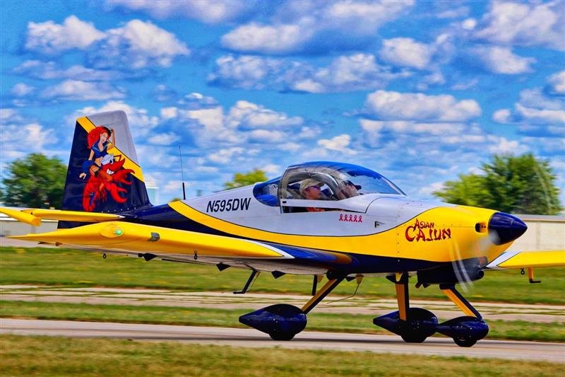 Taxiing at Oshkosh